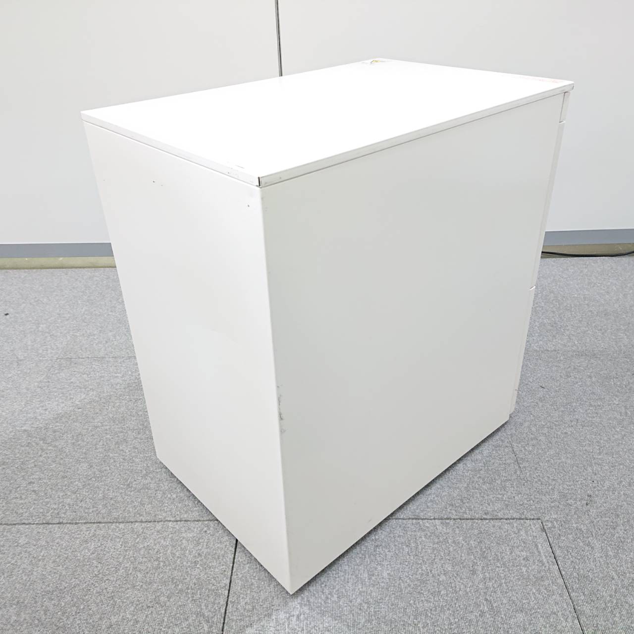 【送料無料】イトーキ サイドワゴン 脇机 ワゴン A4 2段 W40×D59.3×H65.1cm ホワイト 中古