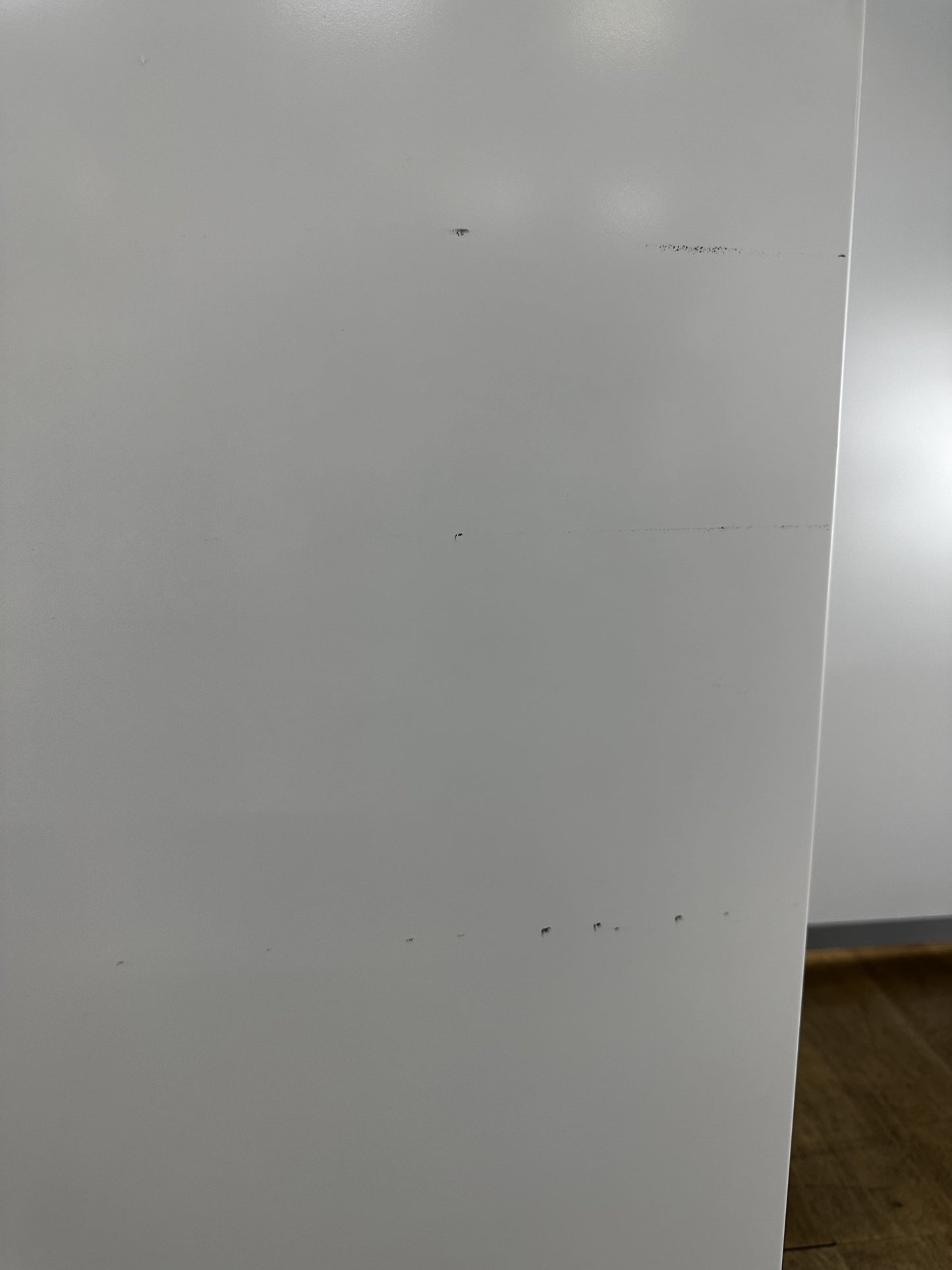 中古|オカムラ スチール書庫 書庫 両開き A4 鍵付き 天板付き ホワイト 900 400 1200 2018年製