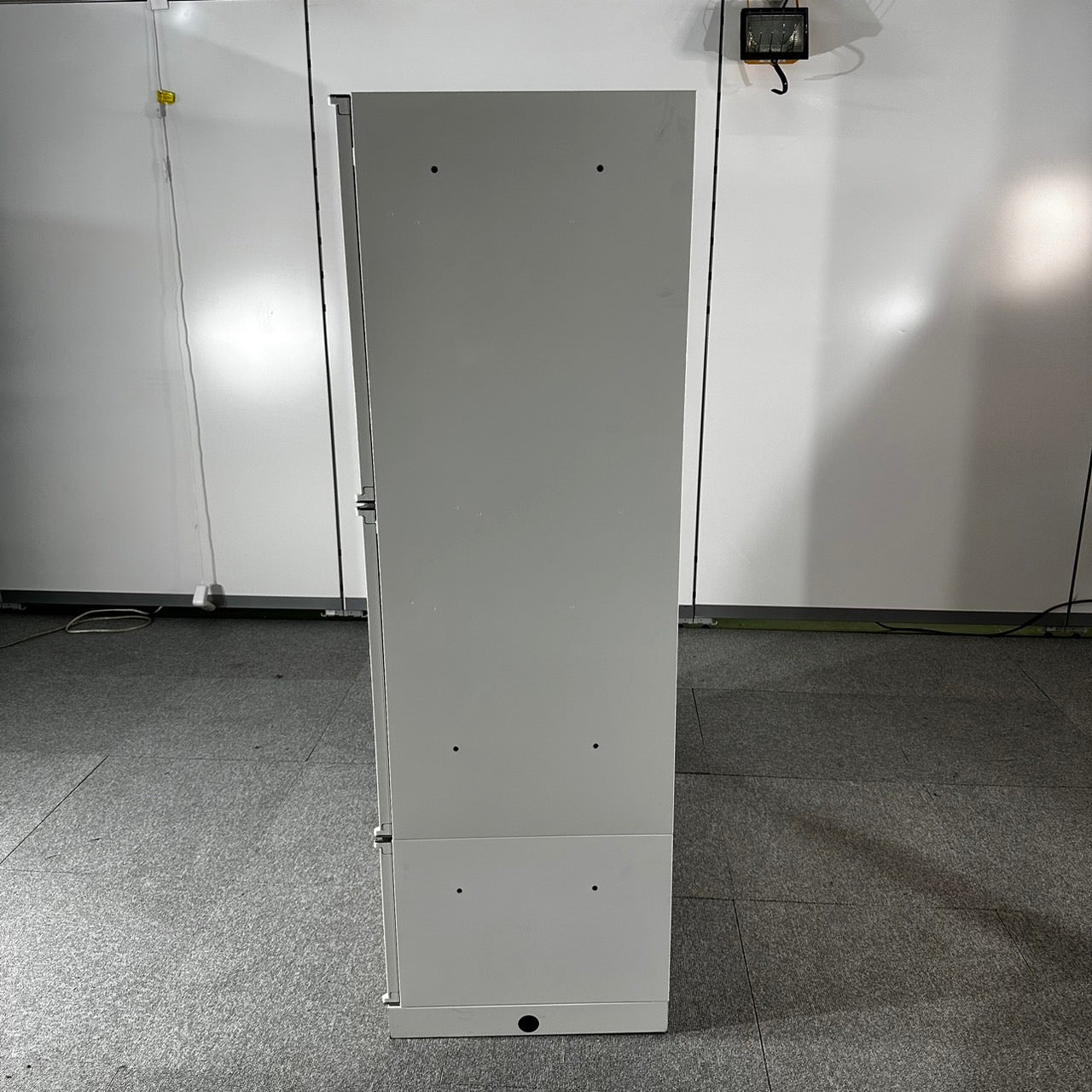 セイコーオフィスキャビネット パーソナルロッカー メールボックス 4人用 鍵なし 900 450 1050 ホワイト 中古
