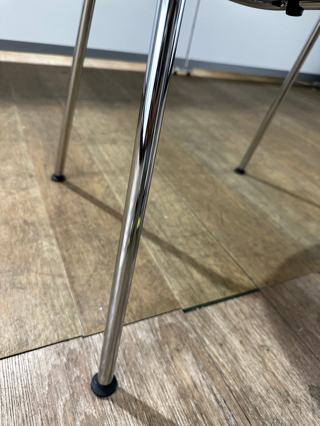 【送料無料】vitra ヴィトラ ミーティングチェア ホワイト halシリーズ 会議椅子 2018年 中古