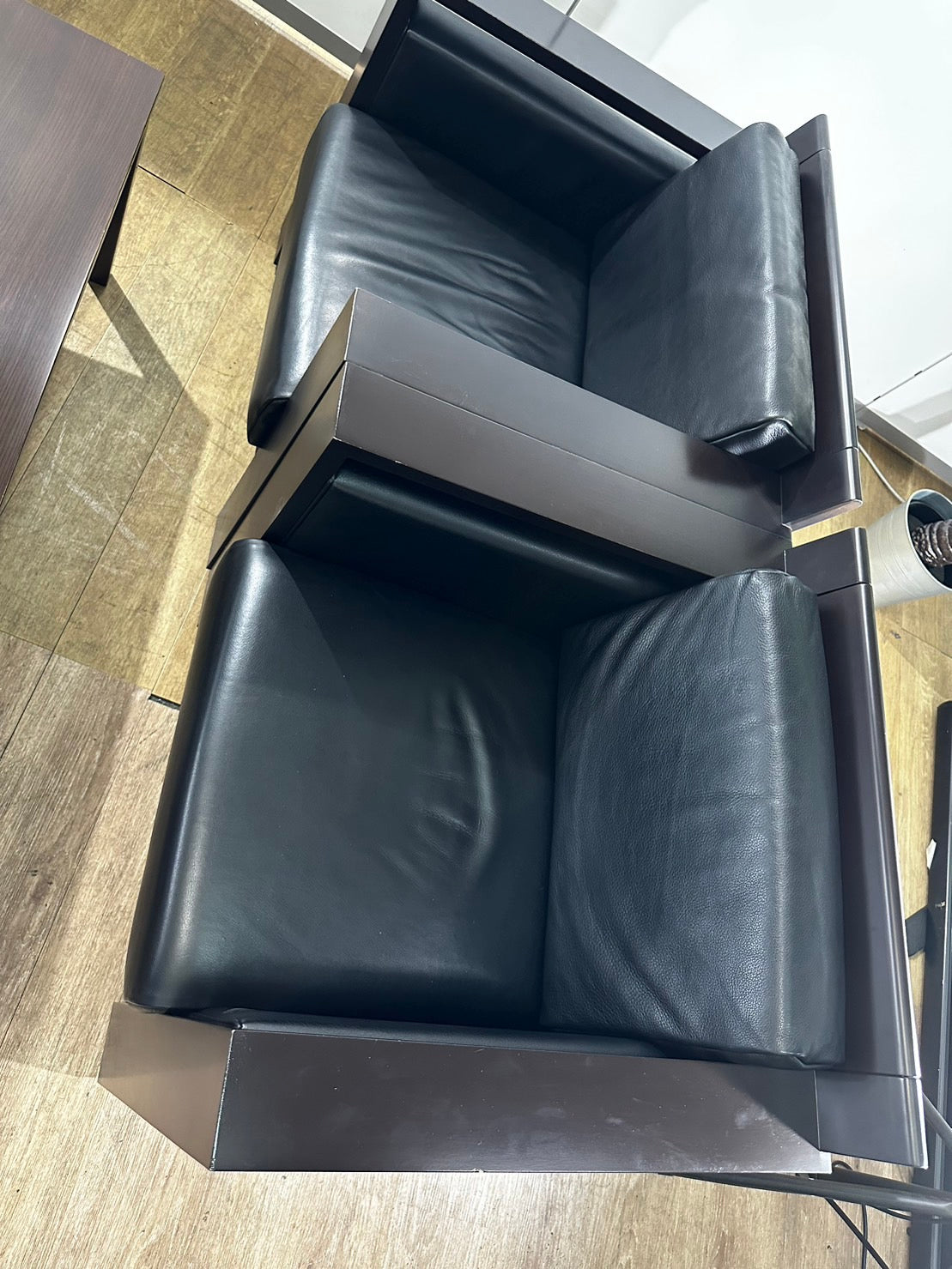 中古|イトーキ 応接セット 応接室 応接家具 役員室 応接ソファ × 4 センターテーブル × 1
