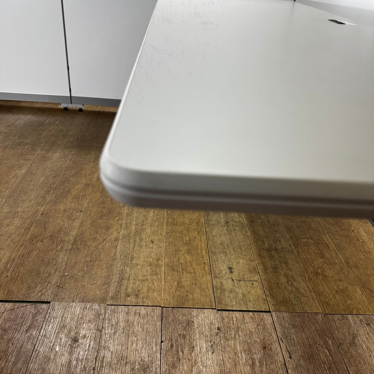 ウチダ 内田洋行 並行スタックテーブル SH型 W1800 電源コンセント付き 2017年製 中古 ①