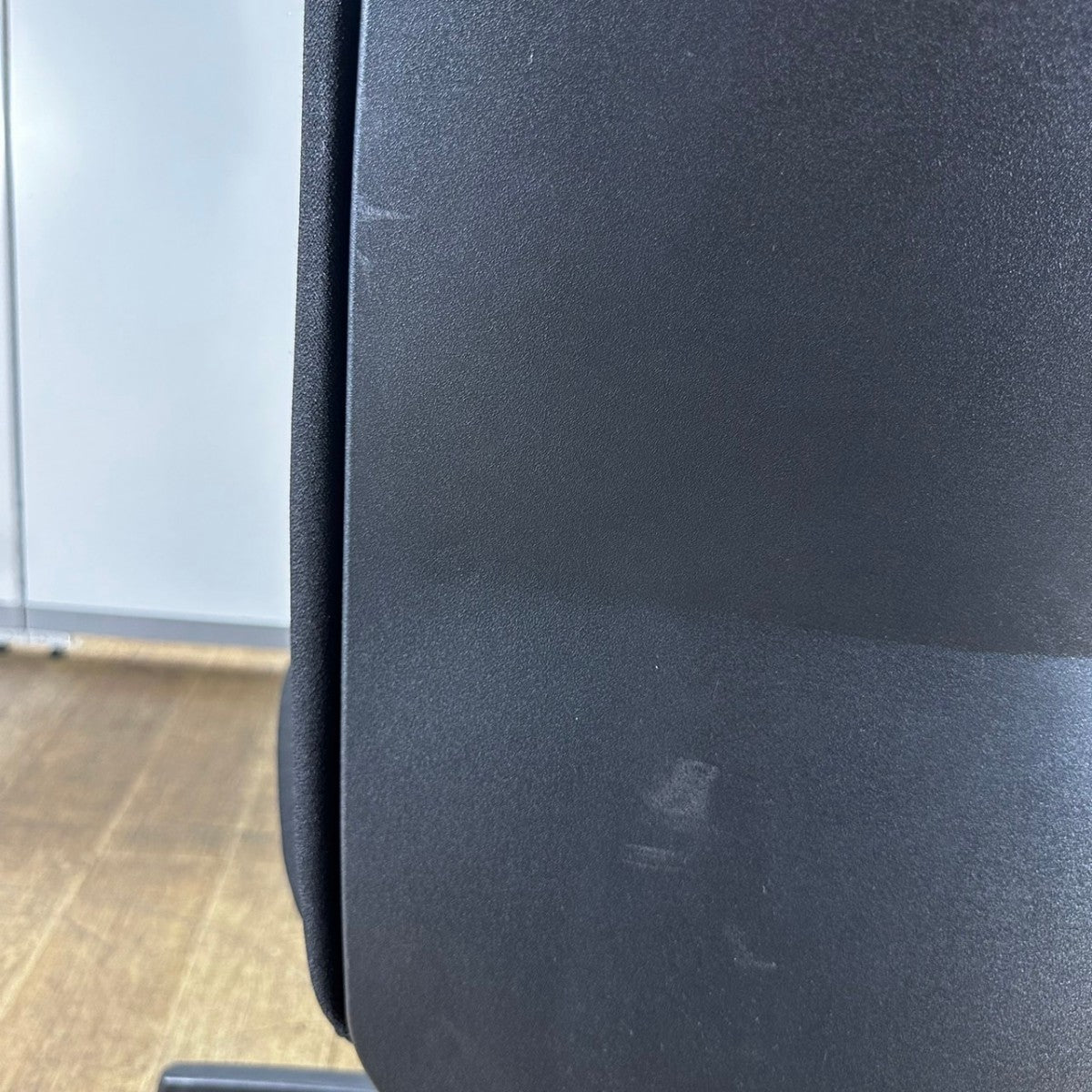 【送料無料】スチールケース ブラック 肘なし オフィスチェア 事務椅子 APT-2202 中古