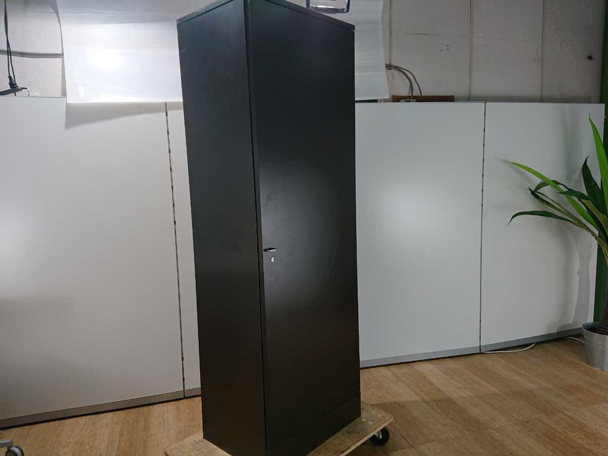 中古|役員 社長 書庫 個人ロッカー ワードローブ キャビネット 収納 ダークブラウン