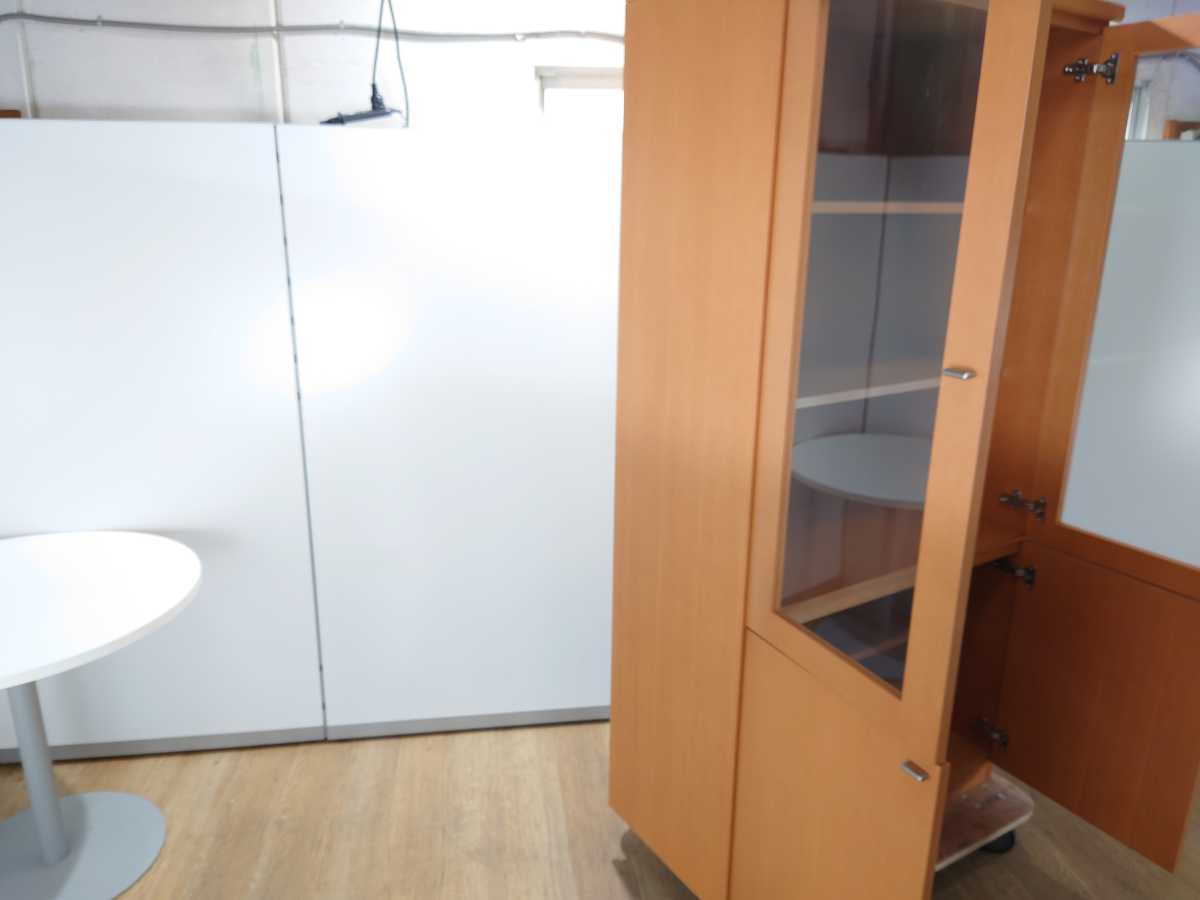 中古|木製 両開き ガラス 書庫 ライトブラウン オフィス W900 D450 H1800
