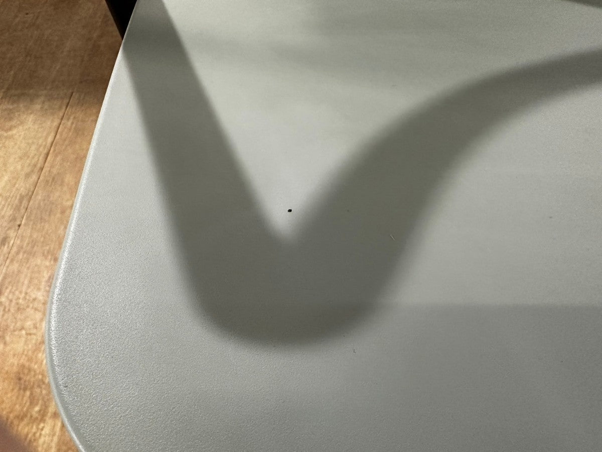 【送料無料】ヴィトラ Vitra ベルヴィルチェア アームチェア カフェ ダイニング 椅子 中古