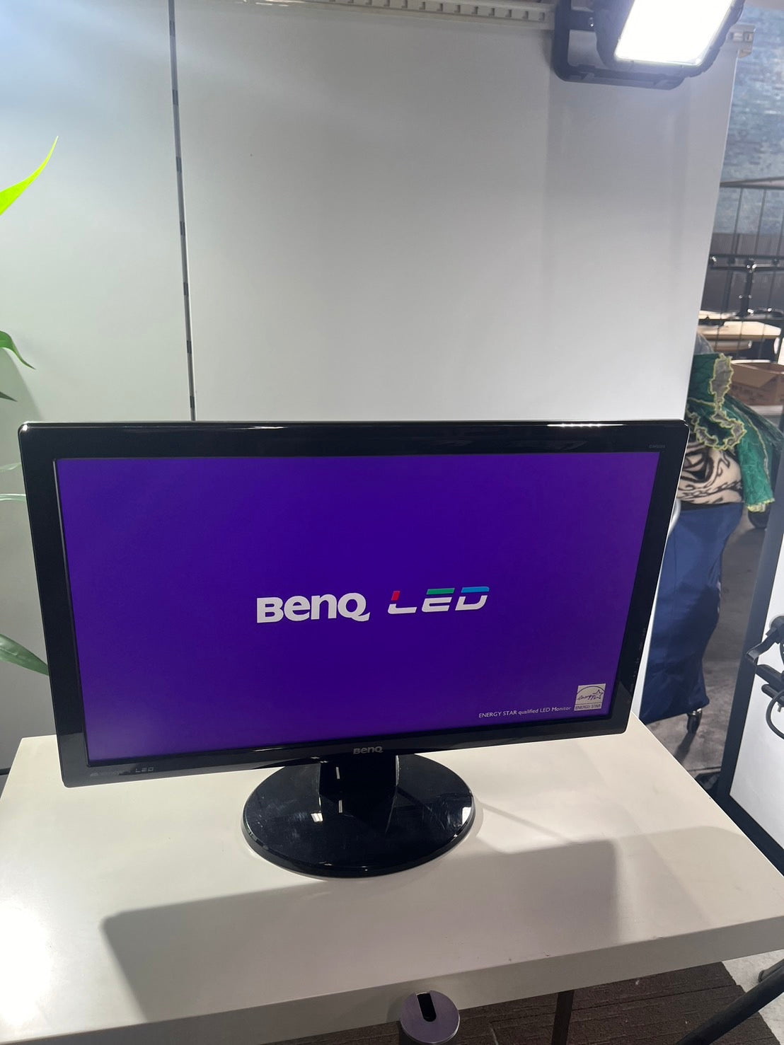 BENQ 21.5インチ モニター ディスプレイ GL2250-B 2013年製 業務用 在宅 格安 通電oK