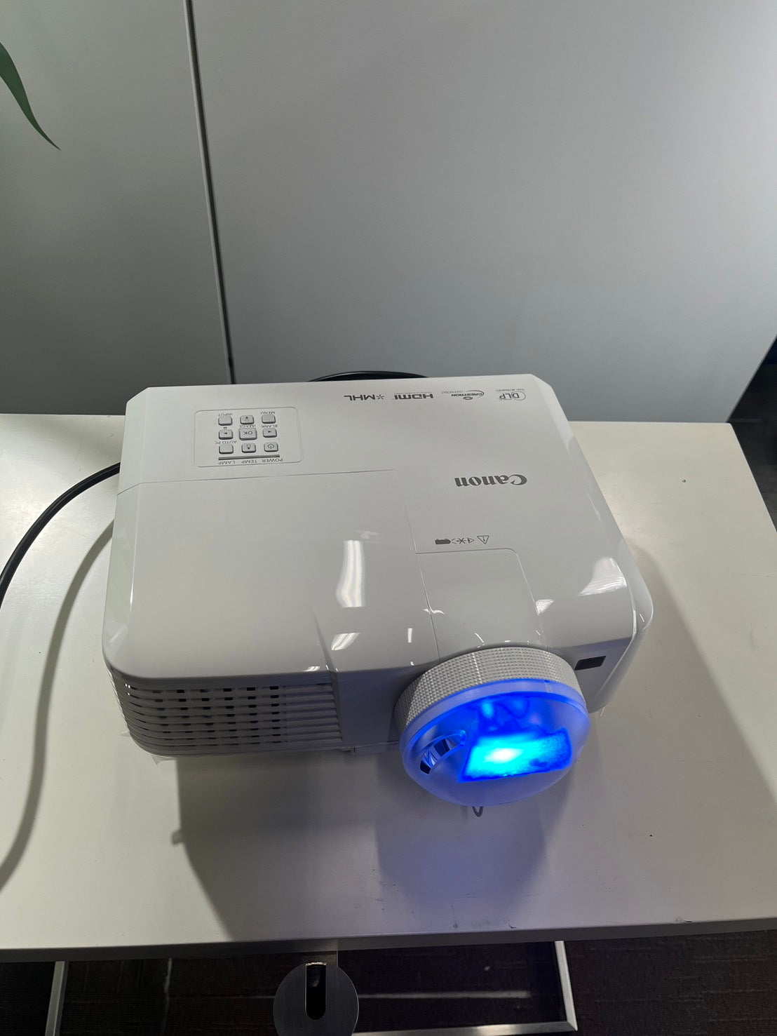 CANON プロジェクター LV-WX310ST 短焦点 リモコンなし 3100lm WXGA DLP 約2.8kg プロジェクター