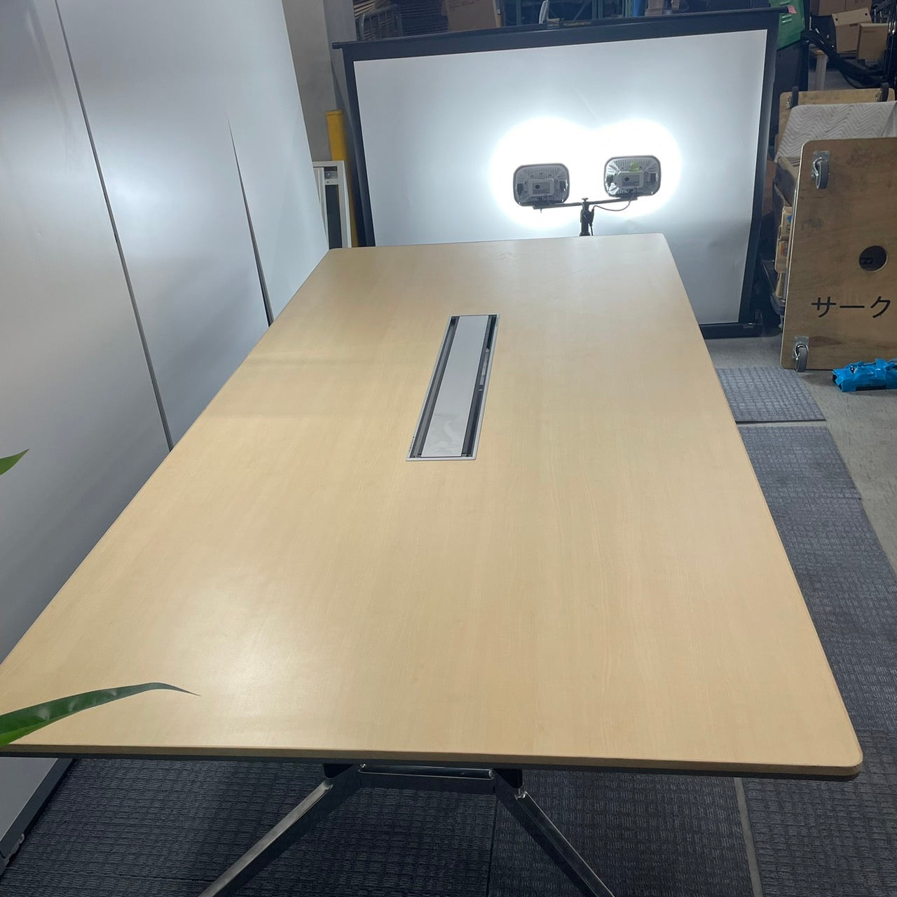 コクヨ 会議テーブル ミーティングテーブル ナチュラル W2400 D1200