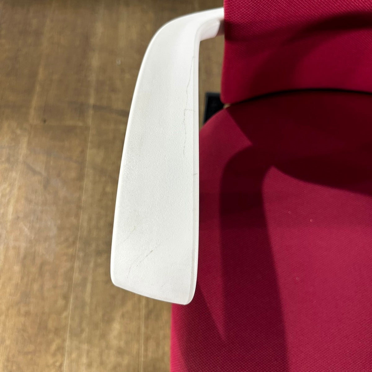 【送料無料】イトーキ フルゴ オフィスチェア 事務 椅子 固定肘 安い パープル 2013年製 中古